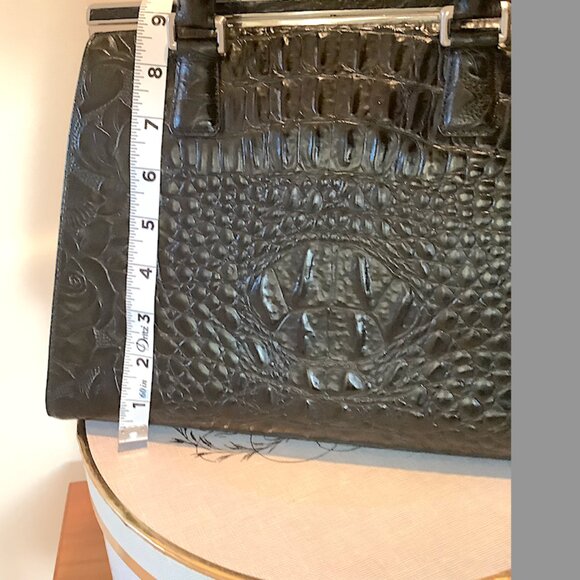 Ann Taylor Black embossed  crocodile  leather  top handle, framed satchel bag - Picture 6 of 13